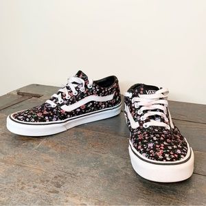 Vans Old Skool Lace Up Floral Sneakers